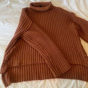 Grungy chunky knit sweater